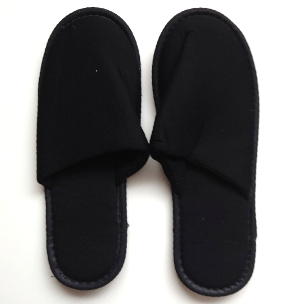 THE WHITE COMPANY LONDON Business Class Pajama Set Slippers Travel Amenity Kit - Picture 7 of 8